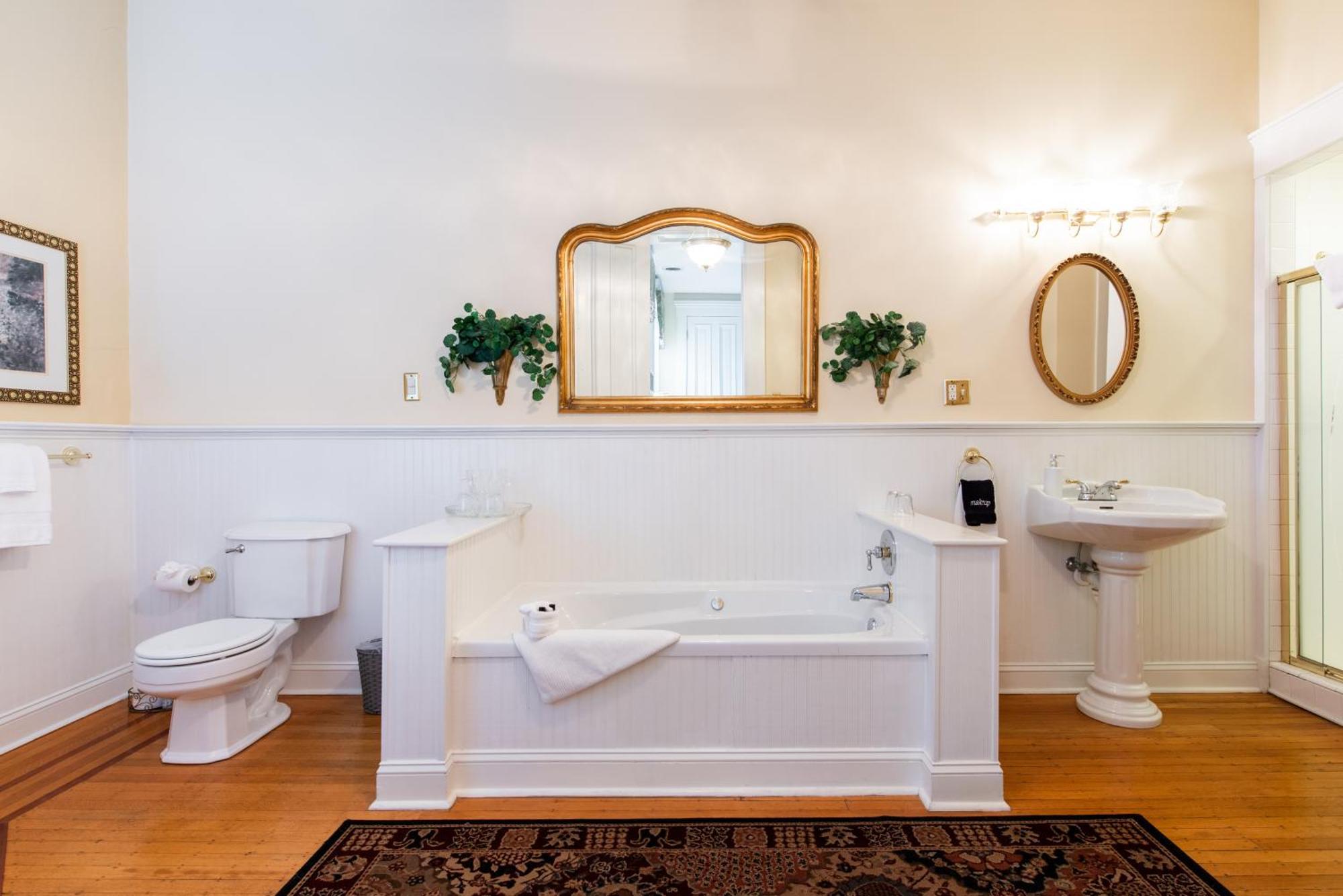Dupont Mansion Bed & Breakfast Louisville Ruang foto