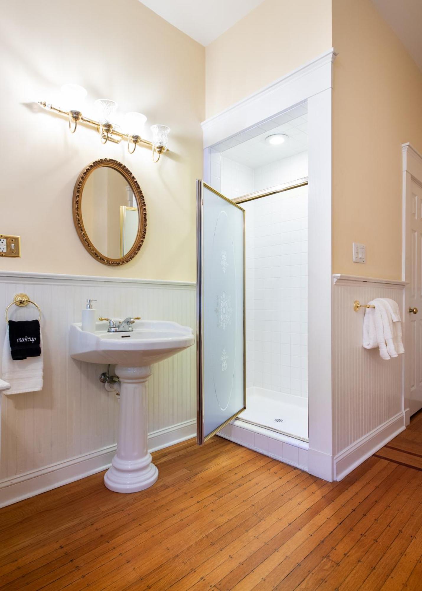Dupont Mansion Bed & Breakfast Louisville Ruang foto