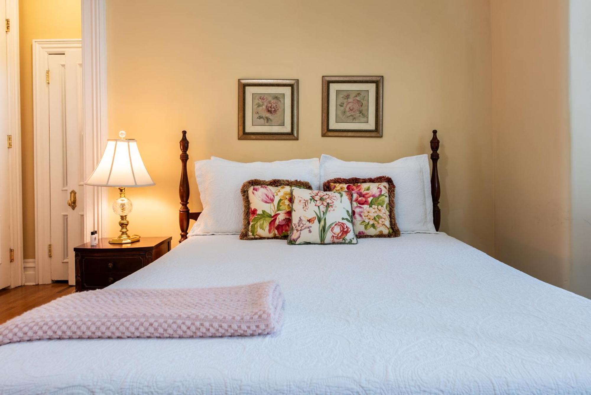 Dupont Mansion Bed & Breakfast Louisville Ruang foto