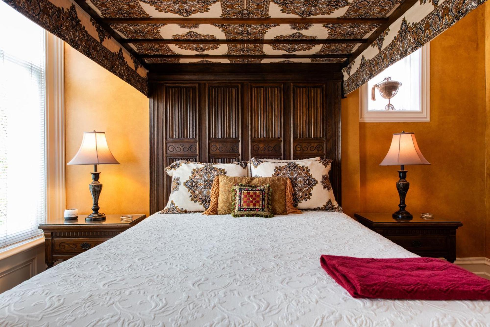 Dupont Mansion Bed & Breakfast Louisville Ruang foto