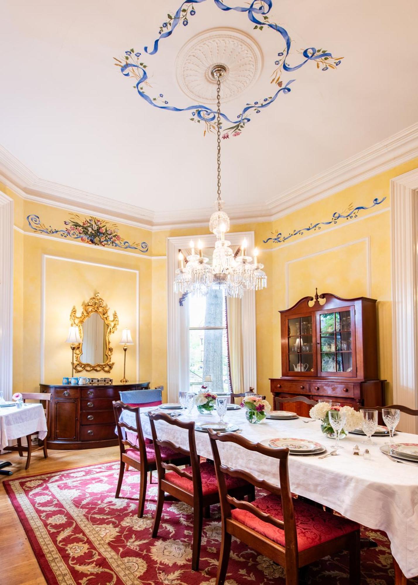 Dupont Mansion Bed & Breakfast Louisville Bagian luar foto