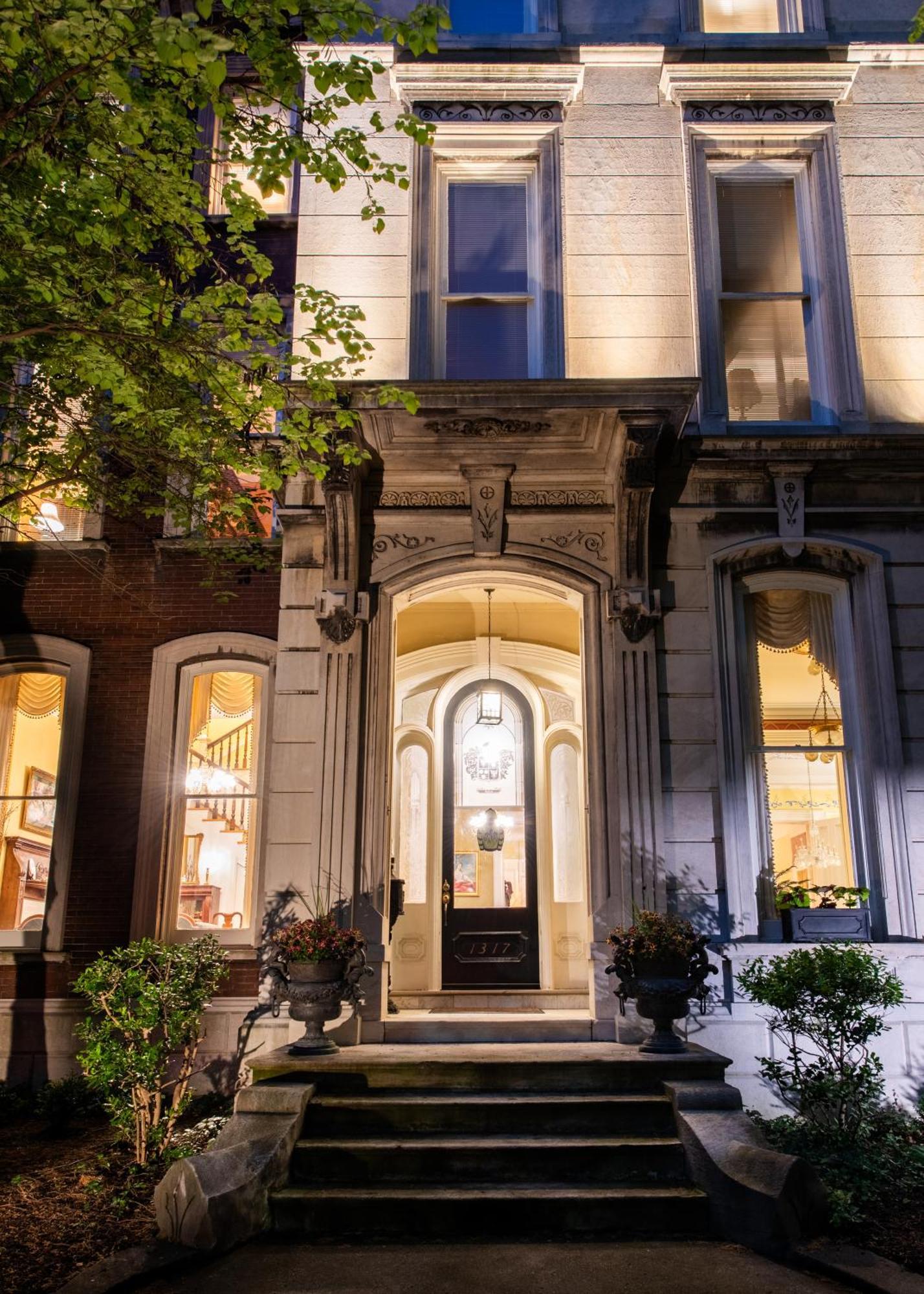 Dupont Mansion Bed & Breakfast Louisville Bagian luar foto